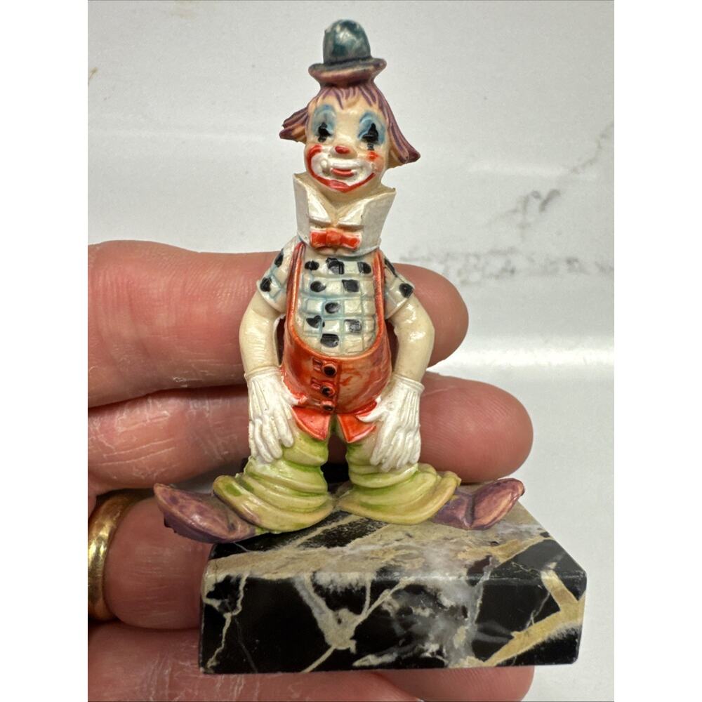 VTG clown Simonelli 3 in. figurine cake topper Resin & marble base Made in Italy